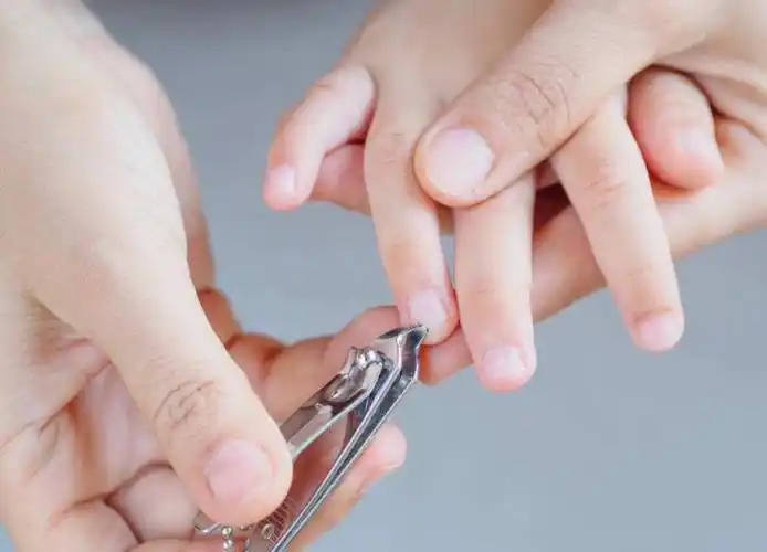 给宝宝剪指甲这几个错误一定要知道