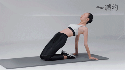 四,仰卧大腿前侧拉伸(左/右)