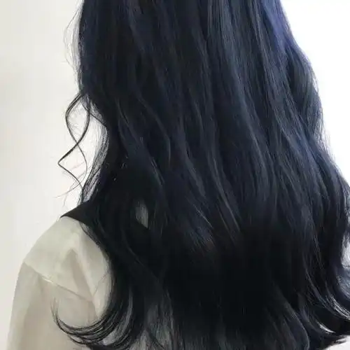 夏天显白发色深蓝灰色女生发色分享大连染发