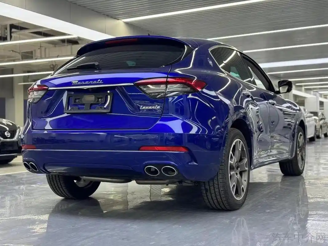 玛莎拉蒂莱万特 售价:68.88万元 上牌日期:2022年7月 表显里程:0.
