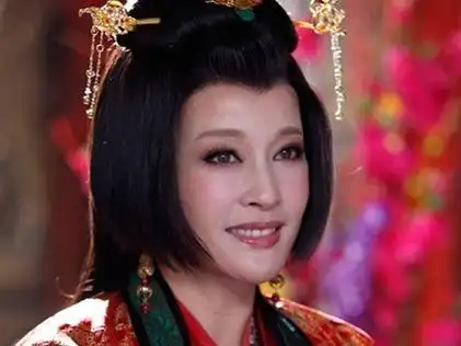 刘晓庆《隋唐英雄》巧用强生美瞳"极限"装嫩