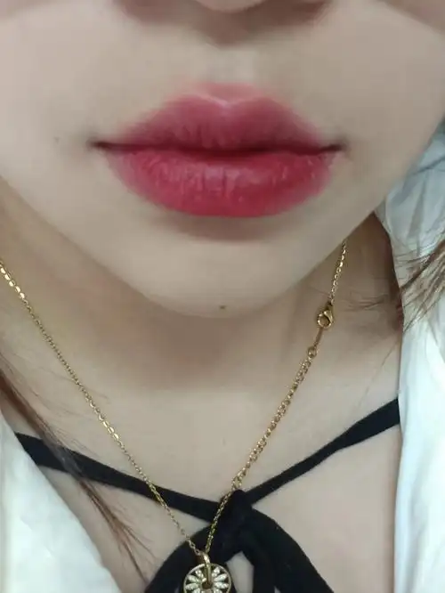 原相机口红试色香奈儿狮子58