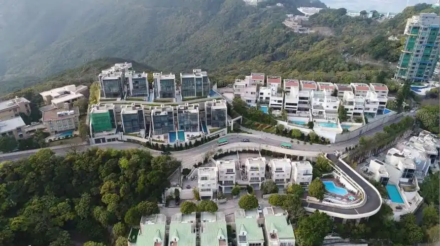 加列山道名称源自英国海军测量工程师奇力,环绕奇力山而建,俯瞰深水湾