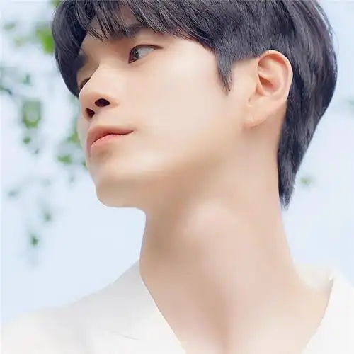 男生专用头像100张 高清帅气男生适合永久做头像的图片_男生头像_头像