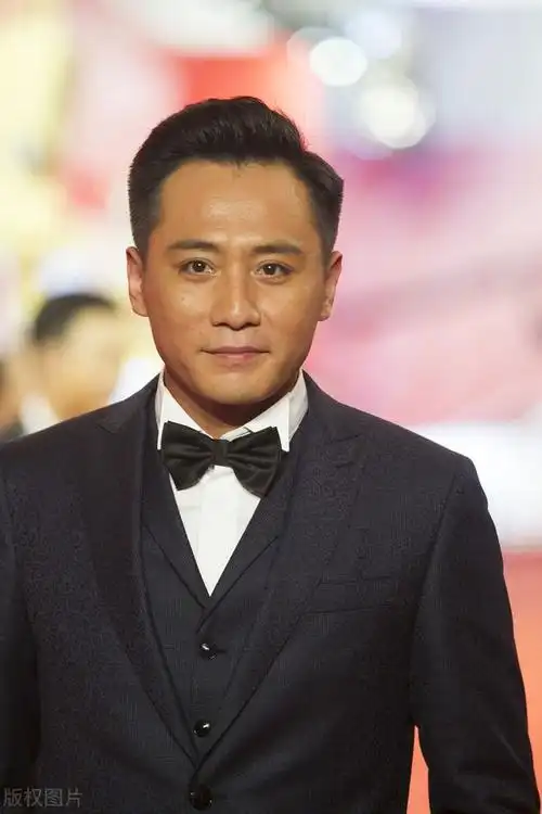 女星靠美色征服了多位影帝 45岁仍旧单身插图29