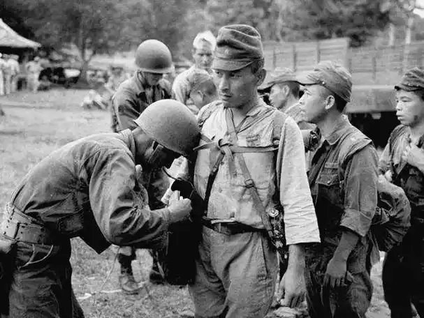 日本战败后,苏联对待日本女兵俘虏的方式,让幸存者不敢回想