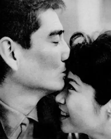 高仓健以及其妻子的珍贵影像