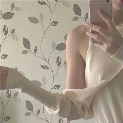 优质女生部位图锁骨