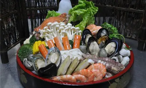 【金九龙大酒店】日式海鲜火锅单人餐1份,有赠品,提供免费wifi