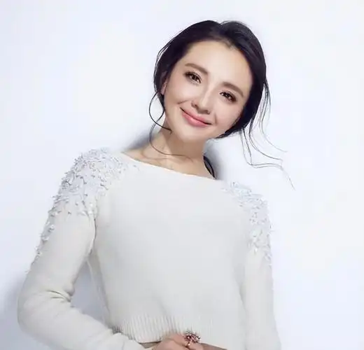 槿汐扮演者("崔槿汐"孙茜:36岁嫁相亲男友,40岁大龄生子,结婚9年无