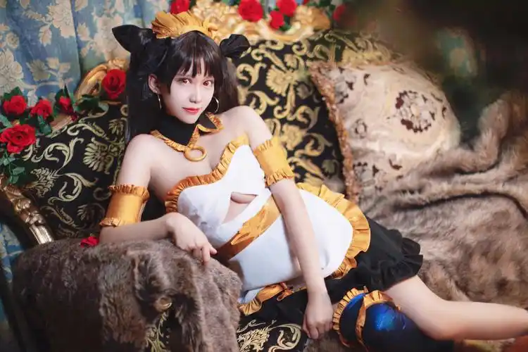 性感美女香艳cos写真