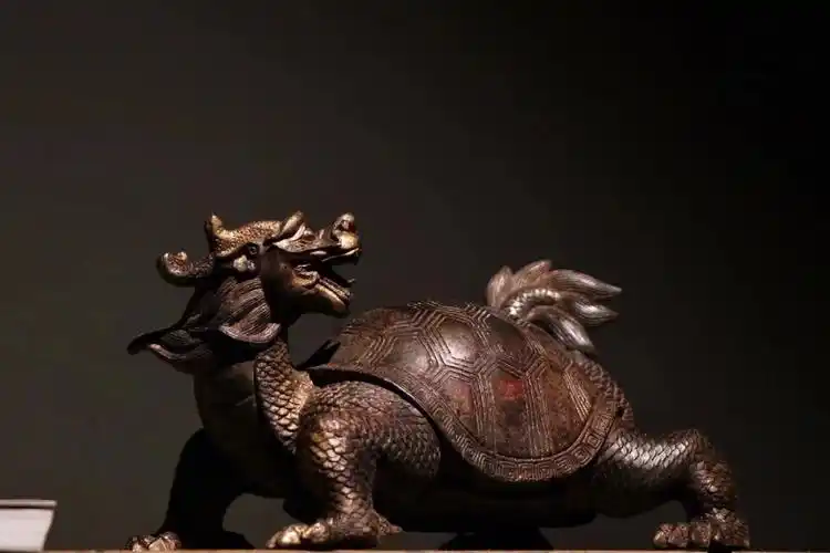 鉴赏长寿龟摆件
