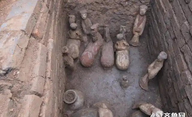 瞒不住了菏泽考古遗址挖出萌兽墓葬棺椁灰坑的高清图也来了