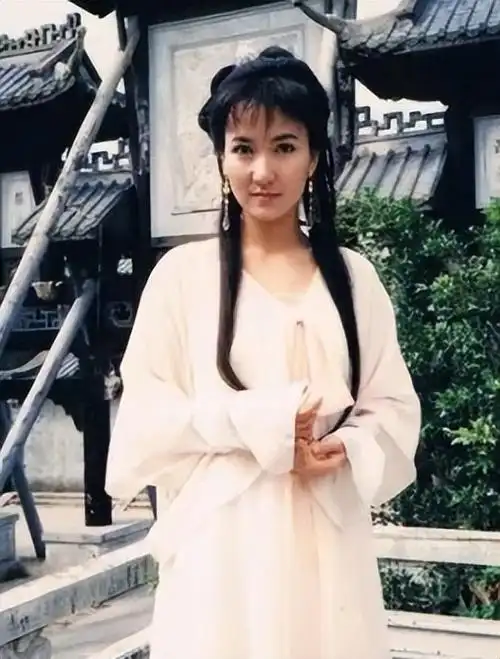 陈美琪个人资料(陈美琪:幼年遭父母抛弃,28岁流产后终身不孕,如今苦尽