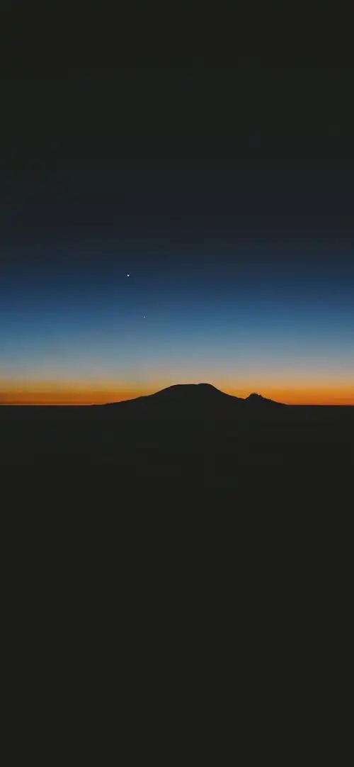 日出前的邂逅手机锁屏壁纸