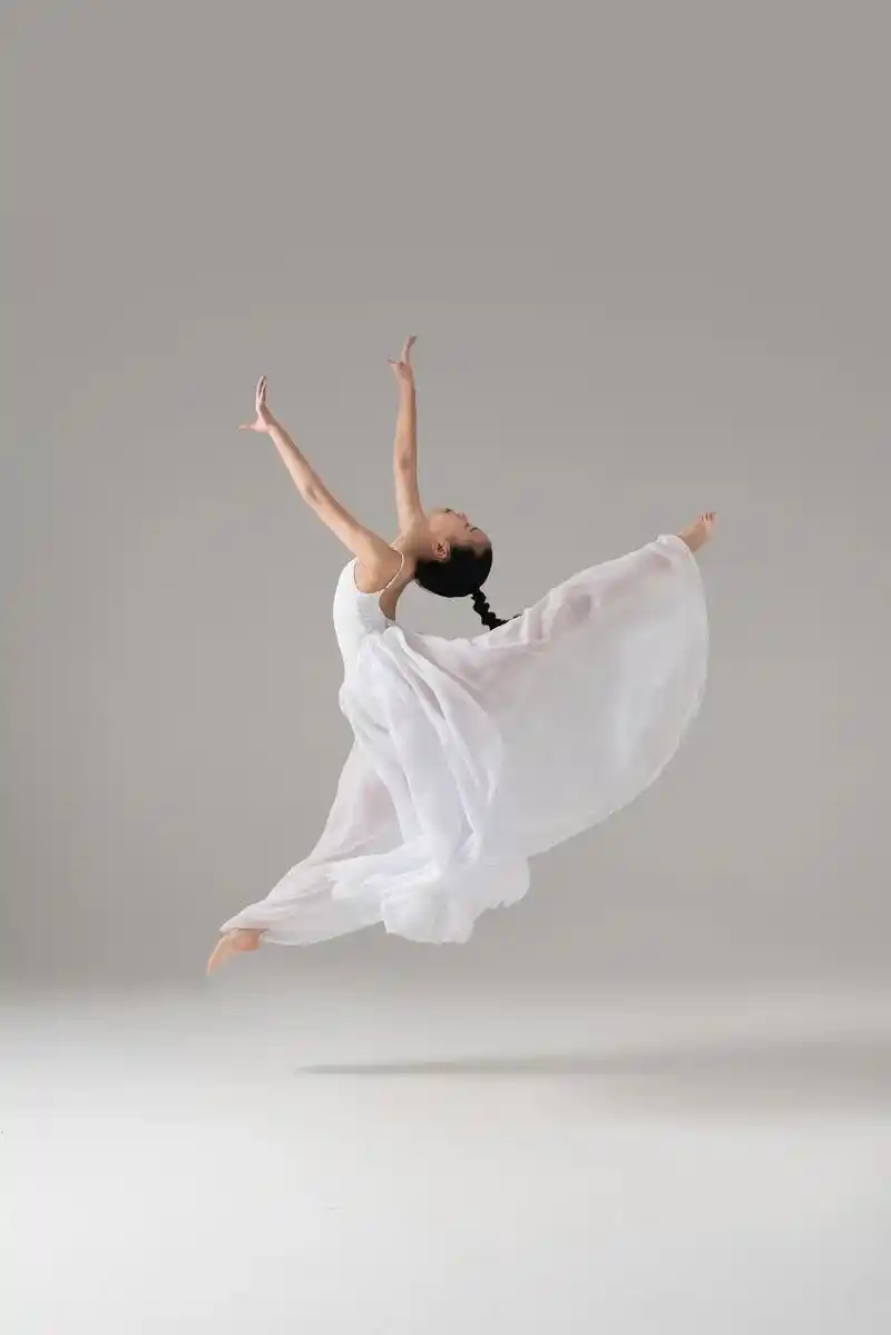 舞蹈大裙摆.石家庄专业舞蹈写真之大裙摆#舞蹈摄影 #舞蹈 # - 抖音