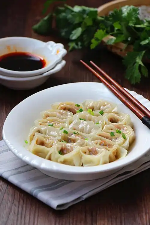 蒸香菇鲜肉馄饨