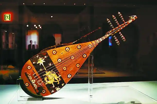 东京国立博物馆举办盛大特别展展出活化石螺钿紫檀五弦琵琶