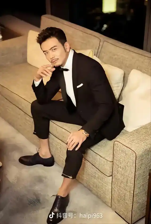 四大男神,小包总,贺涵,黄宗泽,朱亚文,给你一个选择的机会你 - 抖音