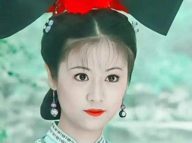 第二部太蠢了,嫌弃#变美  #美女  #读书  #紫薇  #小燕子  #还珠格格