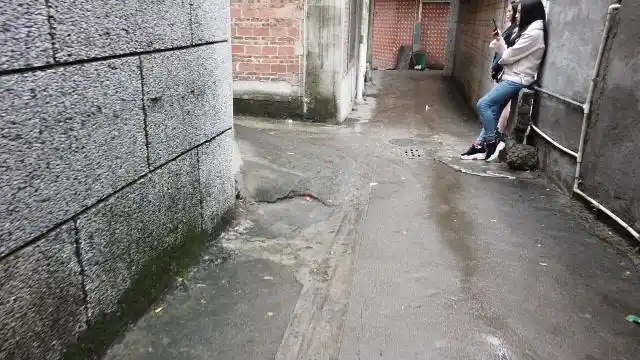 东莞虎门还留存着一条古老的小巷子,里面的出租房物美价廉受欢迎