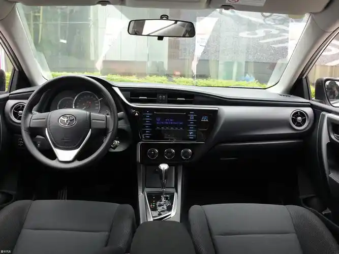 爱卡首页 汽车图片 丰田 卡罗拉 2017款1.2t cvt gl  2018款卡罗拉 1.