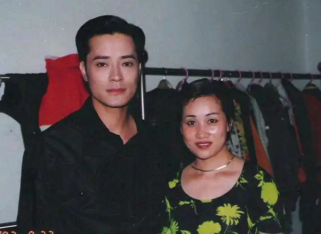 1993年8月,陈汝佳忽然接到乌艳云的电话,她平静地告诉陈汝佳,她已在