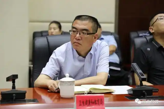 垣曲县委书记史玉江主持召开县游泳馆建设专题推进会