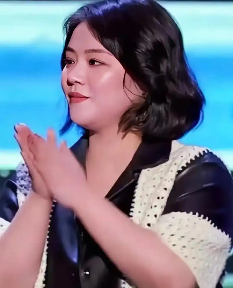 瘦了30斤的马思纯!回到了颜值巅峰.早年间的马思纯,简直就是 - 抖音