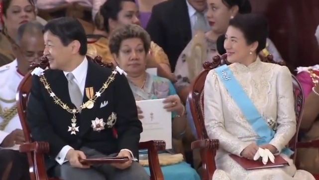 6年前雅子参加汤加国王加冕礼精神状态好英女王梅根也到访过
