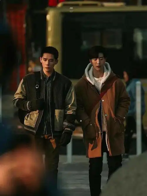 左肩有你剧透图