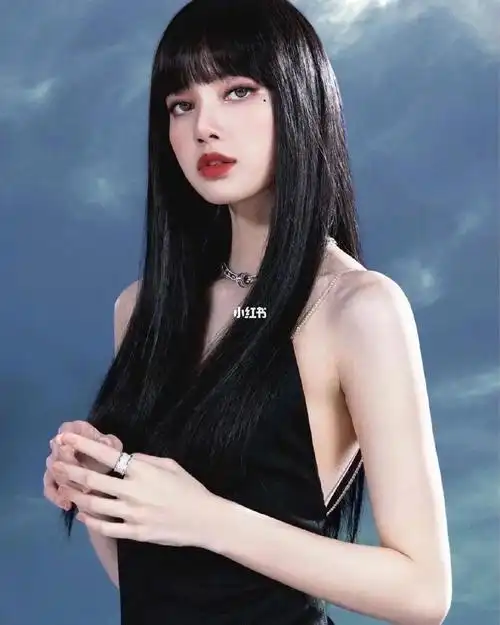 黑发lisa