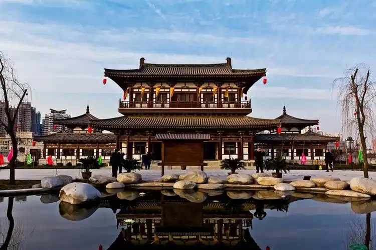 大美西安,地势高峻,风景幽雅,这里是最美的青龙寺