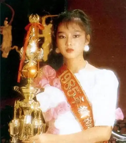 赖文慧:一辈子只为刘德华伴舞,42岁仍未婚被称舞台上的"天王嫂"