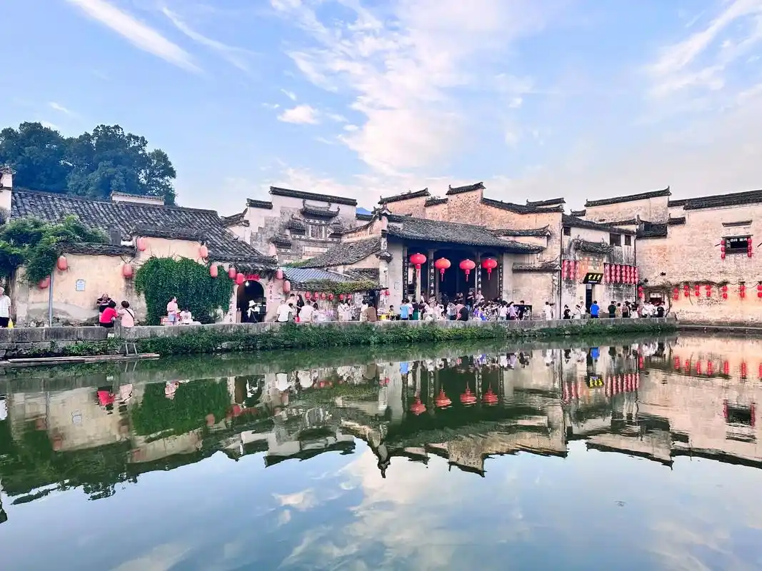 99西递宏村        青砖黛瓦马.#人间烟火江南水乡  - 抖音