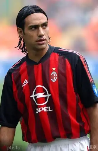 内斯塔最近ac米兰已经成为教练们的死亡陷阱