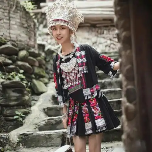 苗族新款贵州湖南广西服饰头饰苗银帽子项圈民族服装