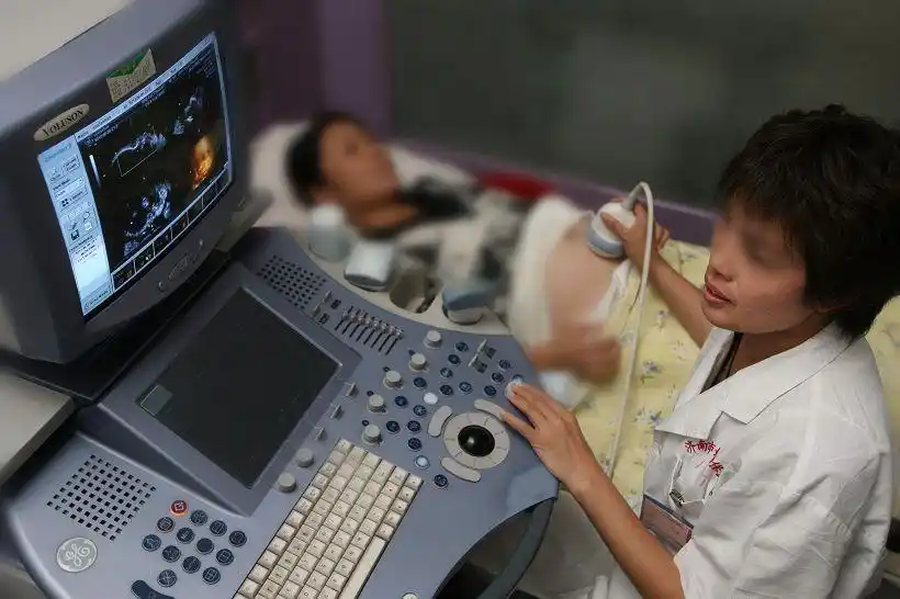 35岁高龄妇女想生二胎,这些"风险"提前了解,对自己和孩子都好