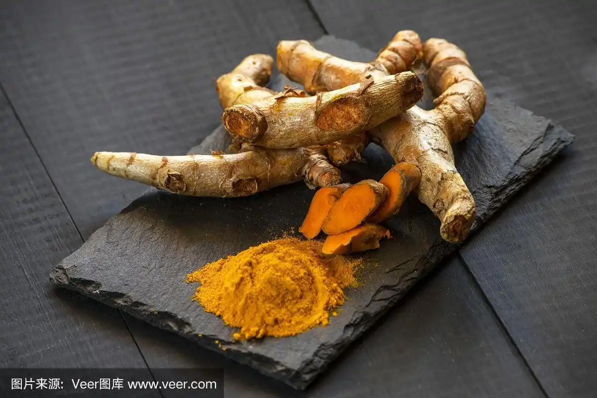 姜黄粉加新鲜姜黄根