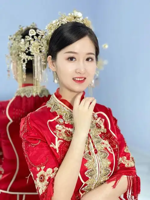 新娘说比婚纱照化的好看多啦