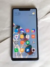 小米 8 se  小米8 se,内存4 64g,全网通双卡