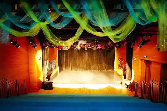 东区藏了个文艺小剧场,孙俪,姚晨大赞的国外精品儿童剧竟然组团来这演