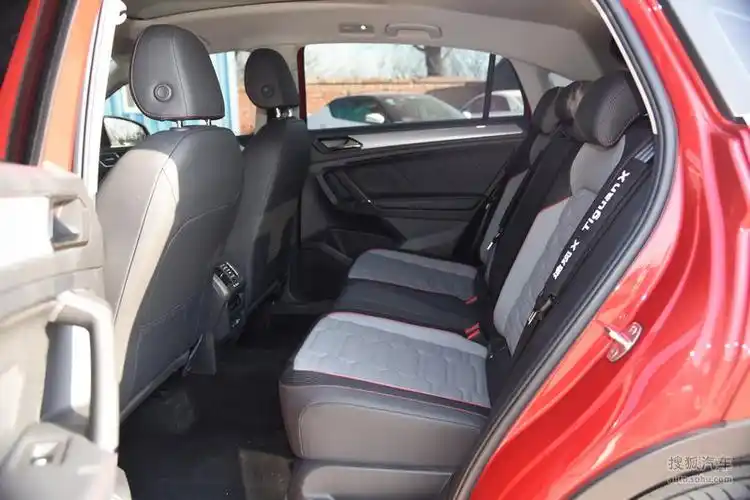 大众途观x 380tsi 四驱尊崇旗舰版 - 后排座椅提示:支持键盘翻页 ←左