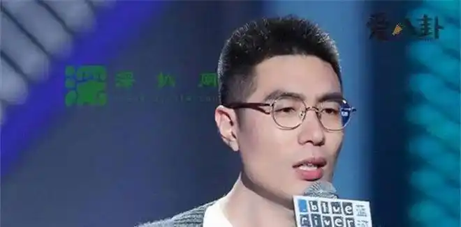 唯一带笑点的一句话就是"男朋友给妈看一眼,再加点钱,有点穷味".