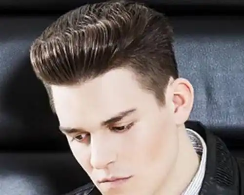 介绍一款向后梳的发型男款四步简单搞定大背头