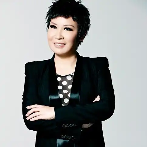 图重来黄小琥歌词欣赏热播电视剧裸婚时代片头曲