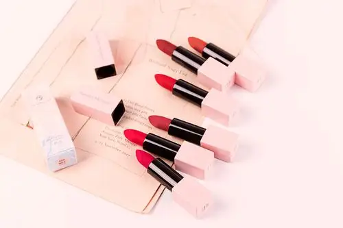 montoo懵兔口红场景