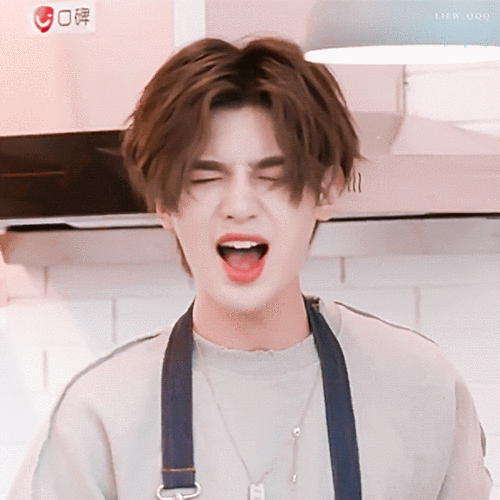 偶练×你● 乙女向● 偶像练习生x你● 同人文● 黄明昊x你