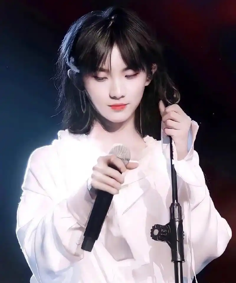 时代少年团女装头像(第二弹) 三四天没发了,不知道发什么,就发个时团