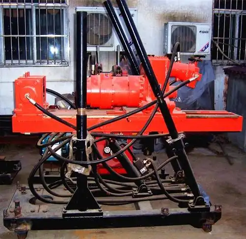 kd-300型坑道全液压动力头钻机(300m)